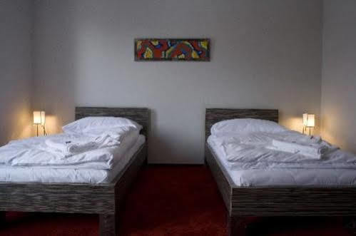Hotel Olympia Kopřivnice エクステリア 写真